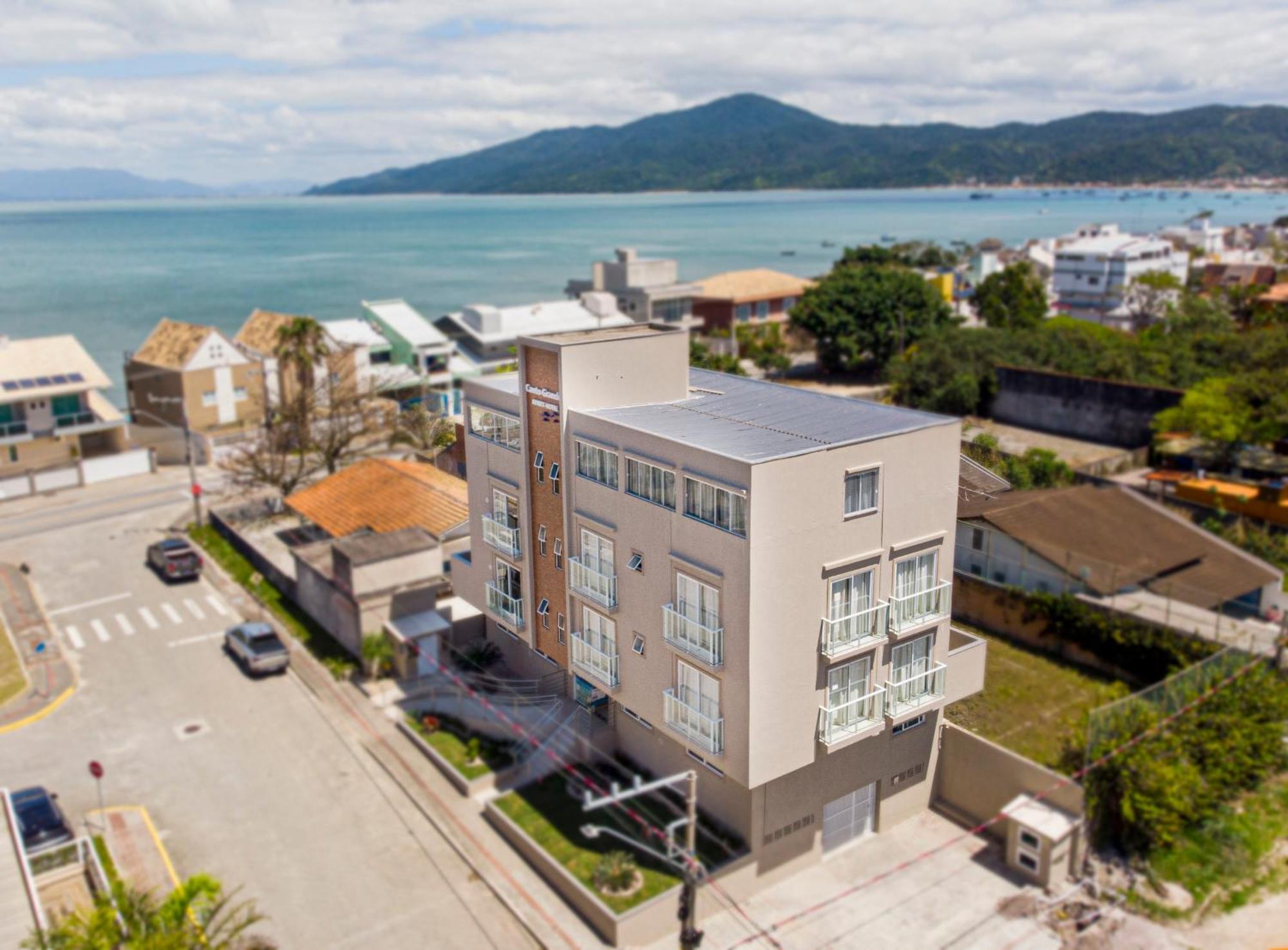Canto Grande Apartahotel Bombinhas